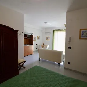 Salina Appartamento Trappeto (Sicily)