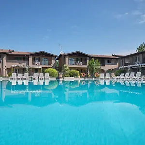*** Aparthotel Villaggio Turistico Lugana Marina Italien
